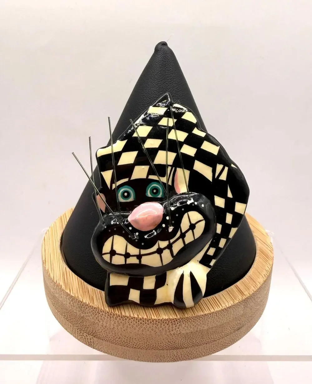 Kelly Graham Cheshire Cat-Purrfect Pieces Line Brooch Unsigned